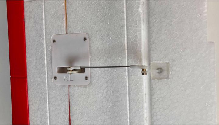 Image du produit Amewi flight DO-27 rouge/blanc (Multi moteur)