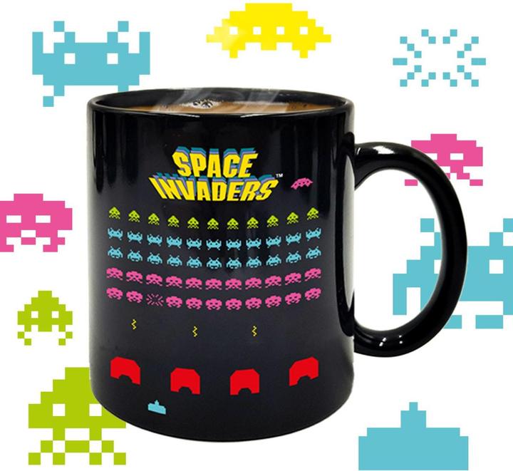 Actual product image Space Invaders Cup "" - with colour change (300 ml)