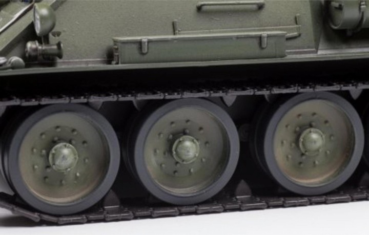 Immagine prodotto 1:35 SU-100, carro armato sovietico della seconda guerra mondiale