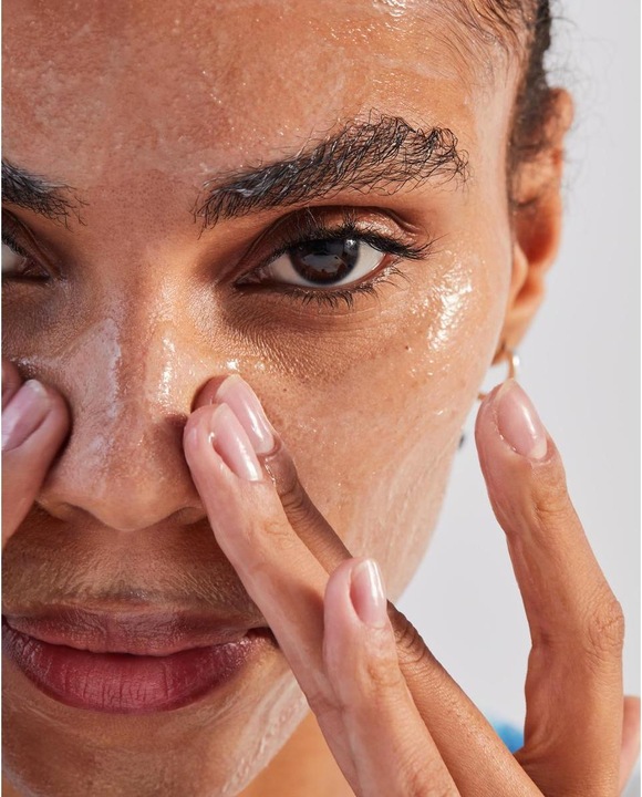 Immagine prodotto NIVEA Anti-impurità (Esfoliazione, Smacchiatore, 150 ml)
