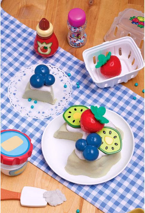 Actual product image Little Tikes Creative Chefs Bluey - Pavlova Kit