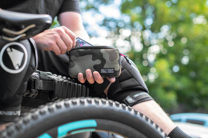 Produktbild Muc-Off Essentials (Universal)