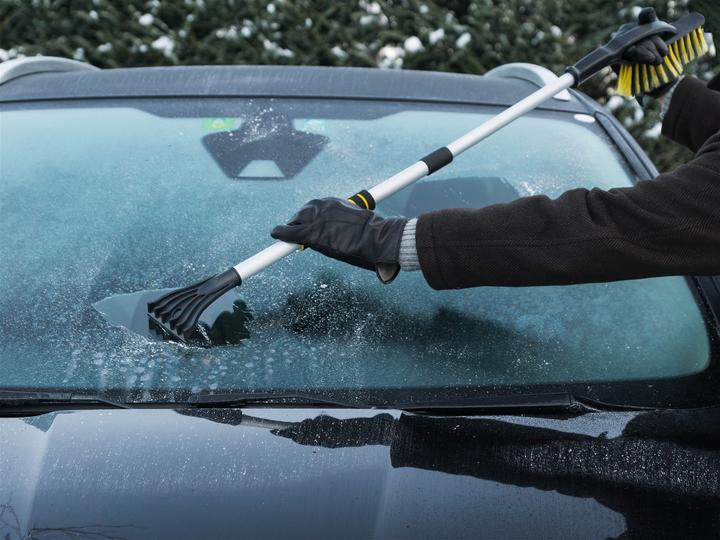 Produktbild Walser Schneebürste mit Eiskratzer, Auto-Eisschaber, PKW-Schneebesen 88-115cm