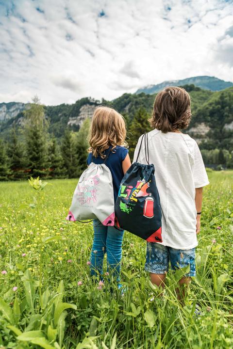 Image du produit KidsExperts Sac de sport pour enfants Graffiti, sac de voyage pour enfants, sac de sport, sac à chaussures