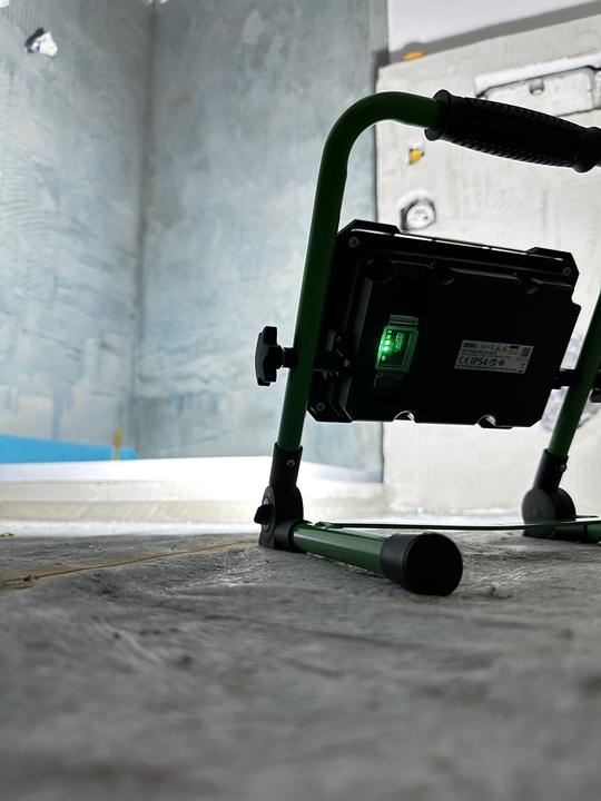 Produktbild Berg LED-STRAHLER BCL FOLD LED 50 AKKU - IP54 inkl. Fussgestell