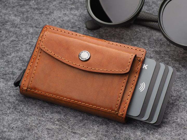 Actual product image Pularys Wallet HIKER MAX credit card holder