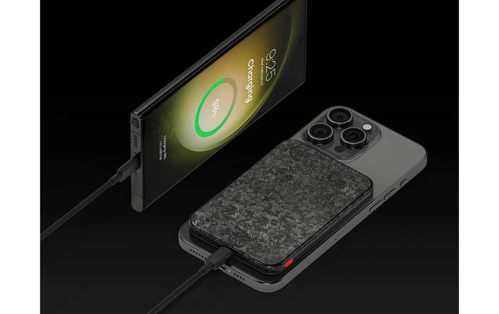 Image du produit Sharge CarbonMag (5K) (5000 mAh, 20 W, 19.25 Wh)