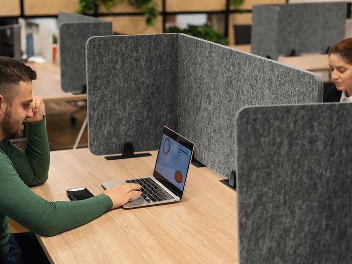 Actual product image Durable Tischtrennwand faltbar 1.60m PET-Filz/50cm Sichtschutzhöhe (160 x 50 cm)