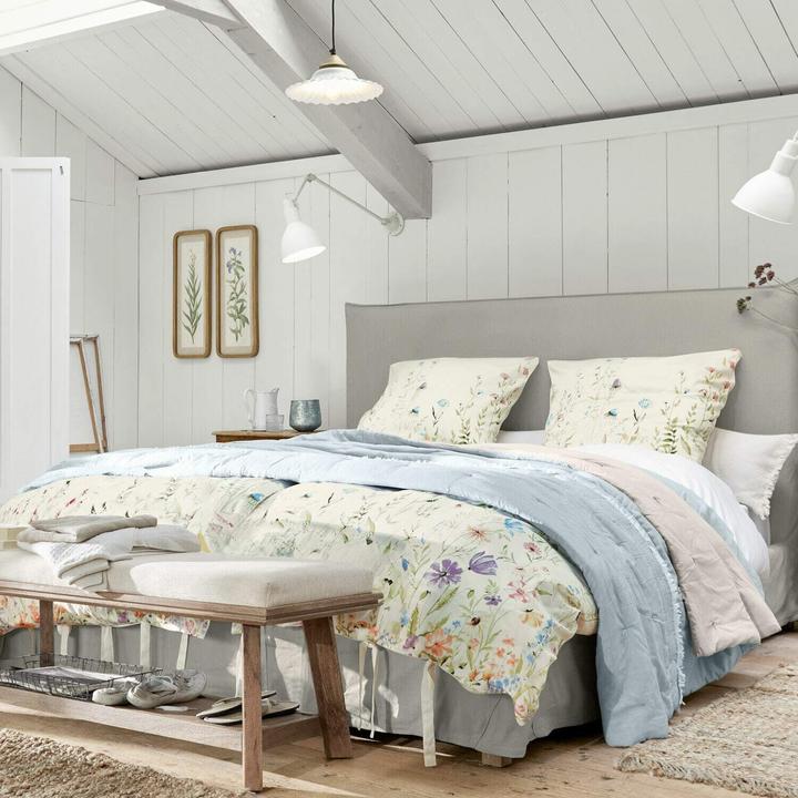 Actual product image Loberon Quilt Agnes blue (H, 240 cm)
