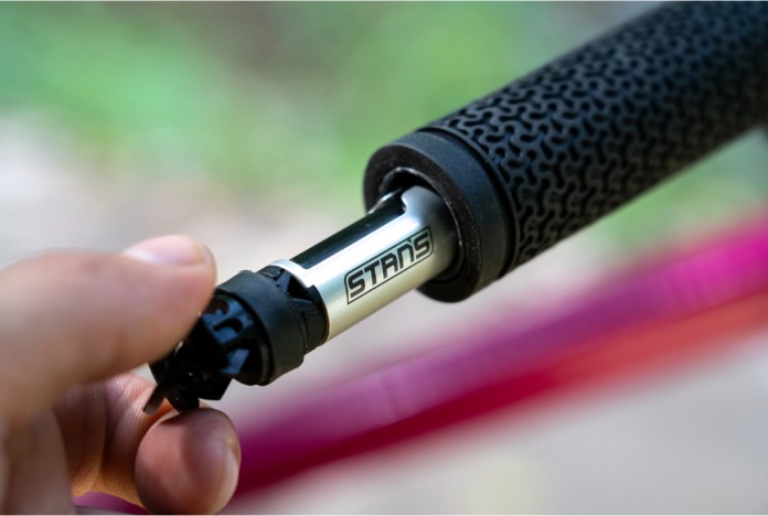 Produktbild Notubes Incredible DART Lenkerhalterung