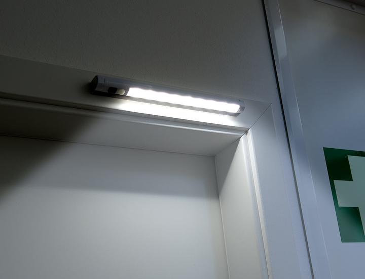 Actual product image Lunartec Swivel light strip, motion detector, 9 SMD LEDs daylight white