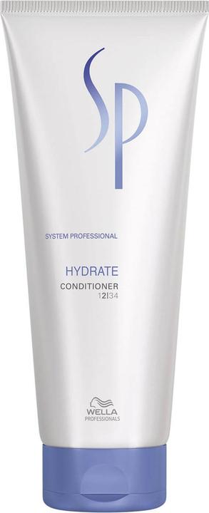 Actual product image Wella Hydrates (200 ml)