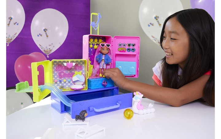 Produktbild Barbie Extra Minis Set inkl. Puppe (pinke Haare) & Haustiere