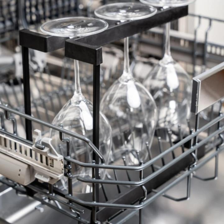 Produktbild Happy Sinks Geschirrspüler Weinglashalterung