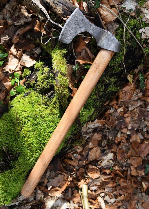 Produktbild Ulfberth Handgeschmiedete Wikingeraxt Typ B