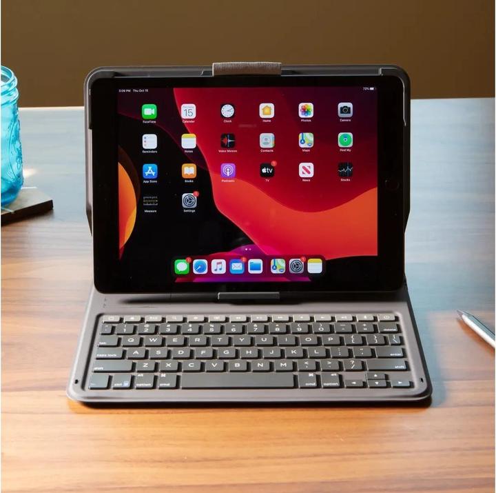 Produktbild Zagg Messenger Folio 2 (CH, iPad 2022 (10. Gen), iPad 2025 (11. Gen))
