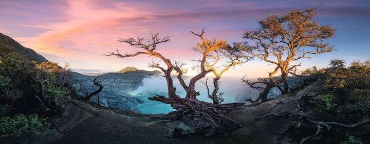 Produktbild Ravensburger Schwefelsäure See am Mount Ijen, Java (1000 Teile)