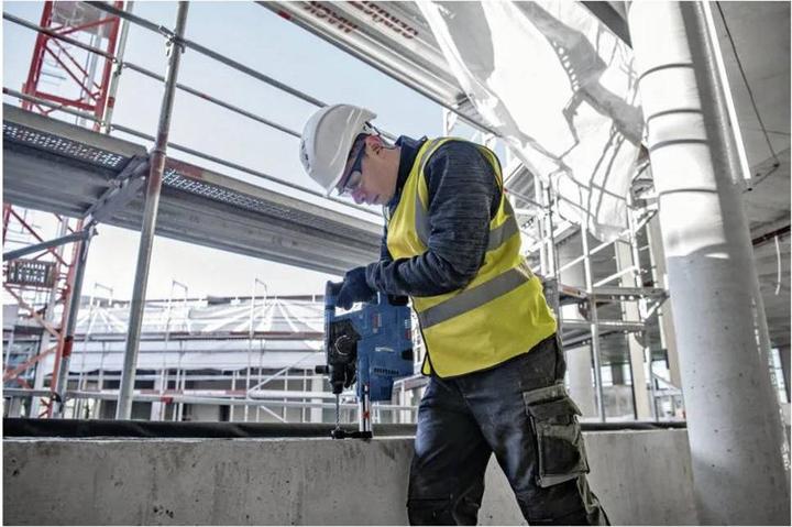 Actual product image Bosch Professional GBH 18V-24 C (Rechargeable battery operated)