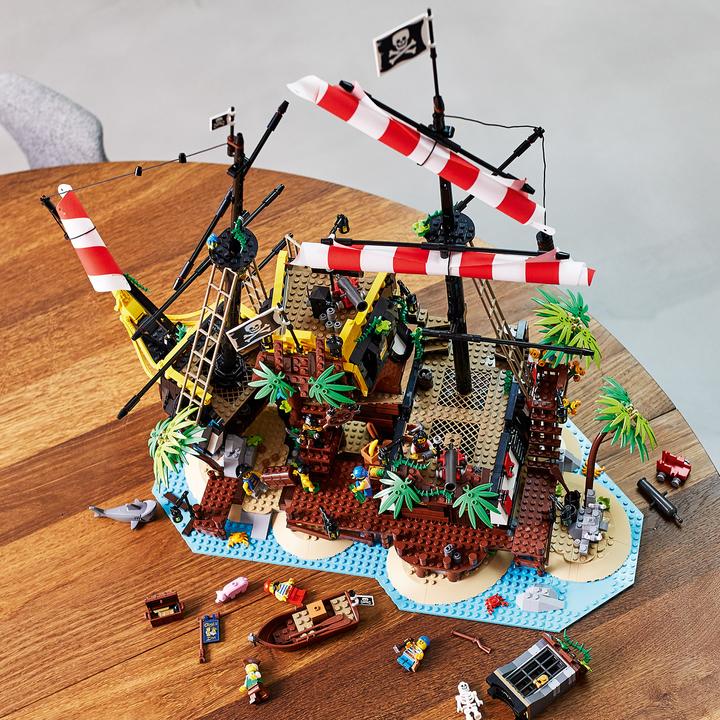 Immagine prodotto LEGO Pirati della Baia di Barracuda (21322, LEGO Ideas)