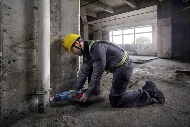 Produktbild Bosch Professional GSA 18V-24 - Solo