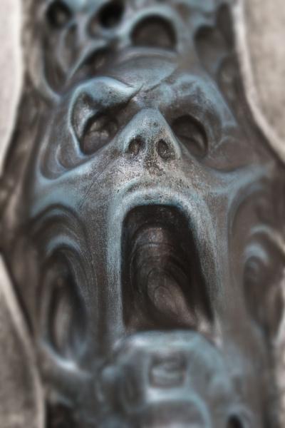 Actual product image Gaya Entertainment Darksiders Replica "Chaoseater Sword"