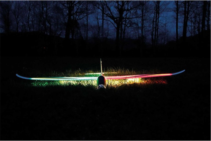 Actual product image Robbe Motorglider ARCUS II Night, 1840 mm with lighting, PNP (Powered glider)