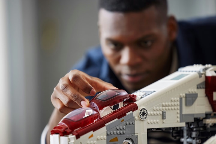 Produktbild LEGO UCS Republic Gunship (75309, LEGO Star Wars, LEGO Seltene Sets)
