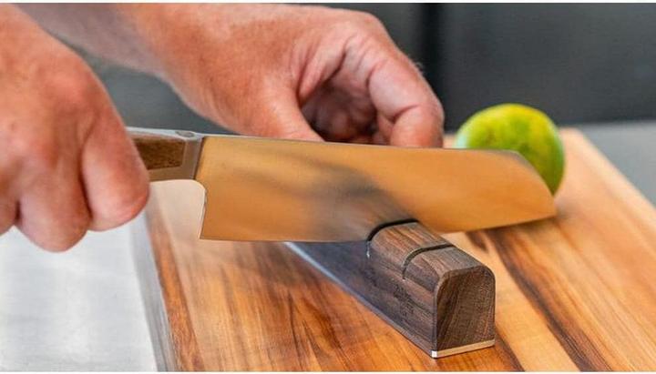 Actual product image Sknife Sharpener