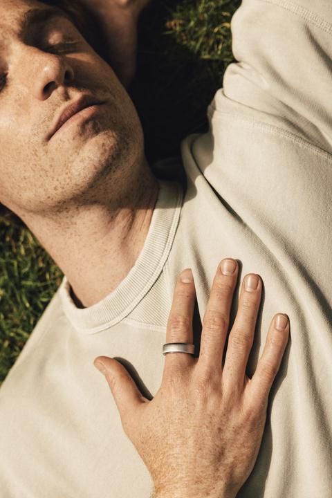 Actual product image Oura Ring Gen3 Horizon (11, Titanium Brushed)