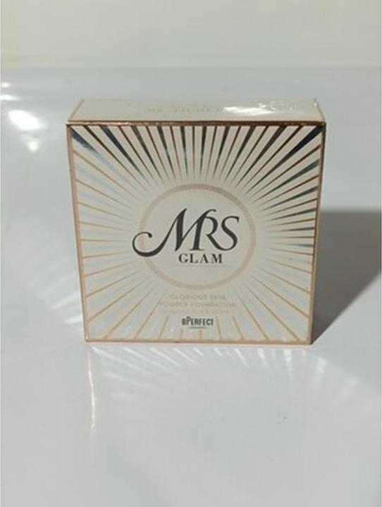 Actual product image BPerfect Cosmetics Mrs Glam (01 Light Pink)