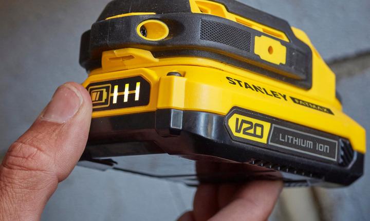 Actual product image Stanley SFMCD711C2K (Rechargeable battery operated)