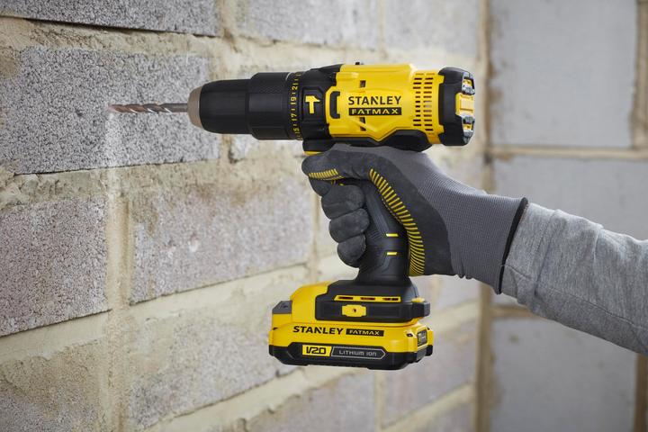 Actual product image Stanley SFMCD711C2K (Rechargeable battery operated)
