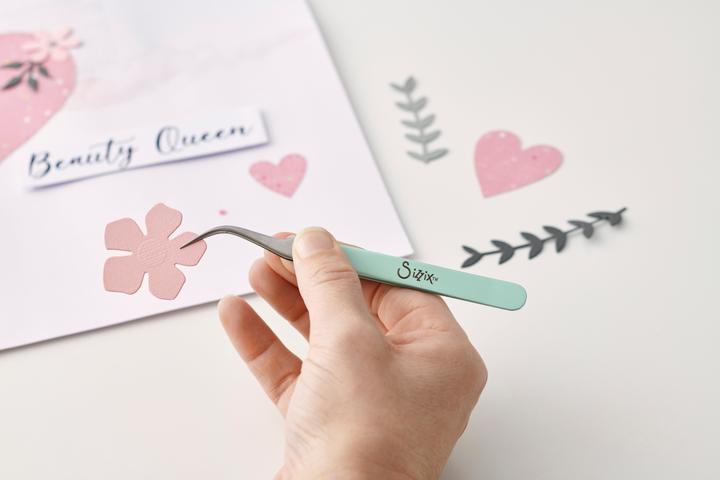 Produktbild Sizzix Werkzeug zur Herstellung einer gebogenen Pinzette mit feiner Spitze