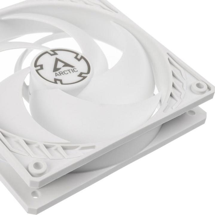 Actual product image Arctic P12 PWM fan (120 mm, 1x)