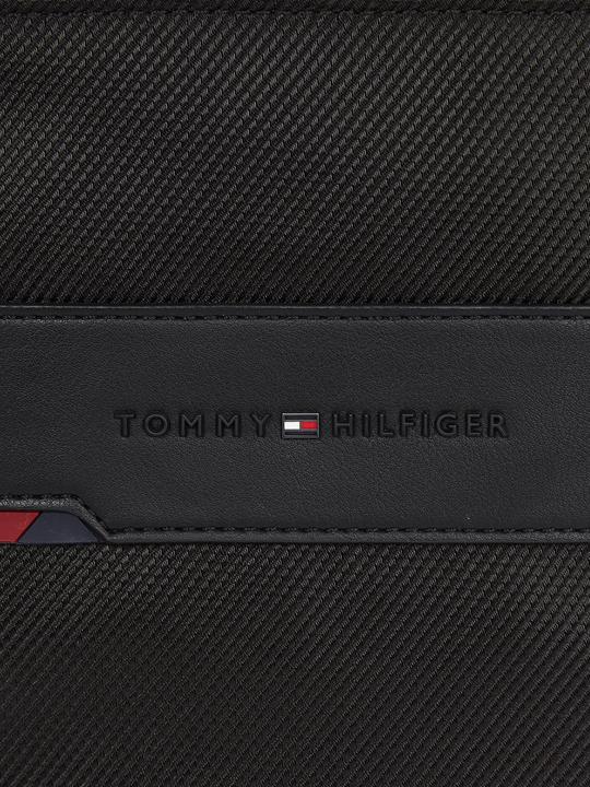 Produktbild Tommy Hilfiger Umhängetasche 1985 Mini Crossover FA22 (10% Polyurethan, 10% Polyurethane, 15% Polyester, 15% Polyester PES, 75% Polyester, 75% RECYCLED POLYESTER)