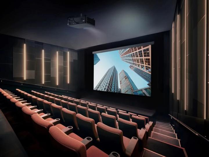 Actual product image Viewsonic LS950WU - Laser projector (WUXGA, 8000 lm, 1.25 - 2:1)