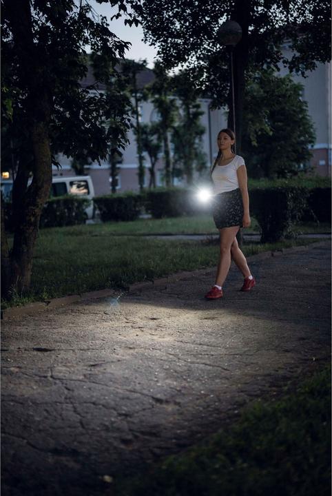 Image du produit ArmyTek Prime C1 Pro Warm Mini-lampe de poche avec porte-clés, avec clip ceinture Alimentée par batterie 1 (6.70 cm, 1000 lm)