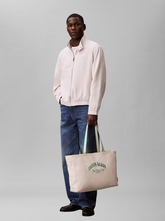 Image du produit Calvin Klein Logo Graphic Tote Bag