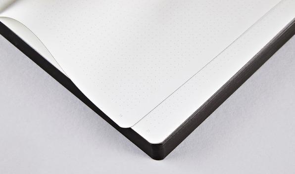 Produktbild Nuuna Voyager L, Schwarz (22 x 16.5 cm, Gepunktet, Weicher Einband)