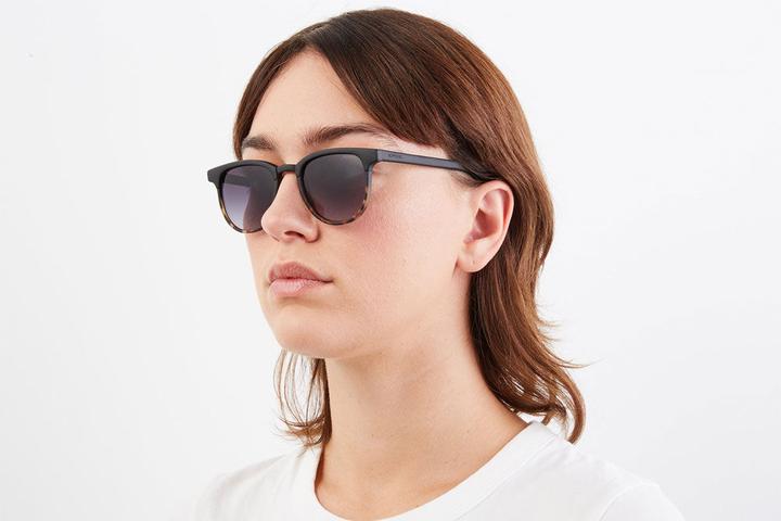 Actual product image Komono Francis sunglasses