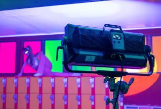 Actual product image Aputure Nova P600c (Surface luminaire)