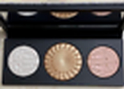 Produktbild MAC Cosmetics Flashing Ice Extra Palette (Pink, Gold)