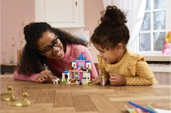 Produktbild LEGO Cinderellas Tierpalast (LEGO Disney)