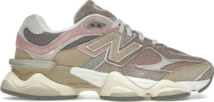 Image du produit New Balance 9060 Landslide Mushroom (42)