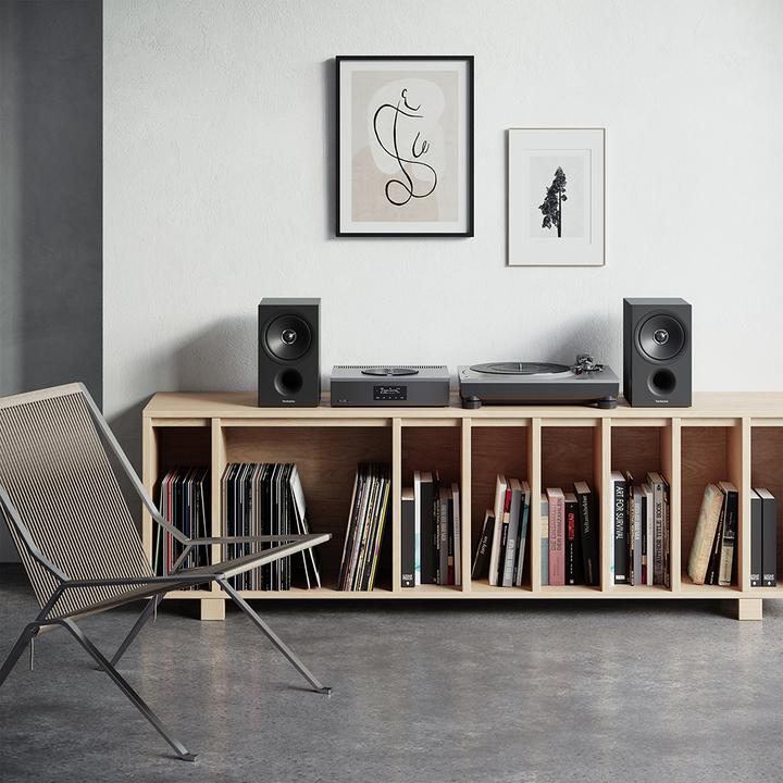 Actual product image Technics Panasonic SA-C600EG-S Premium CD Network Receiver