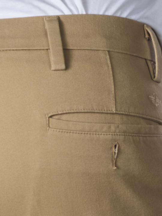 Actual product image Dockers Smart 360 Chino B&T Modern Tapered khaki (W40/L36)