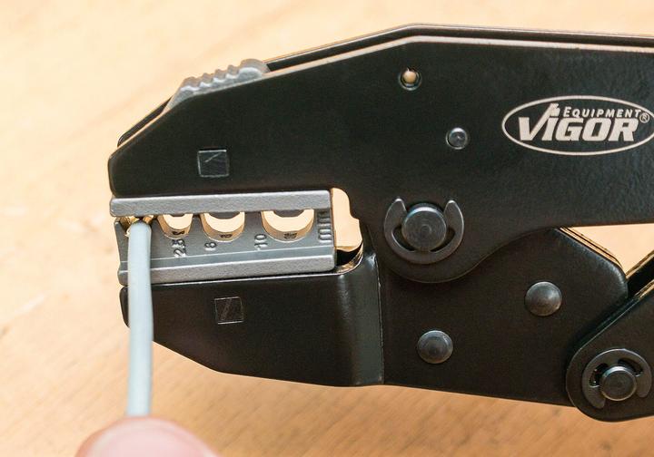 Produktbild Vigor Crimpzangen Satz ∙ V2499 ∙ Anzahl Werkzeuge: 6 (6.30 mm)