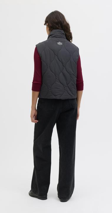 Actual product image JJXX Jxserena Quilted Vest Otw Ln (S)