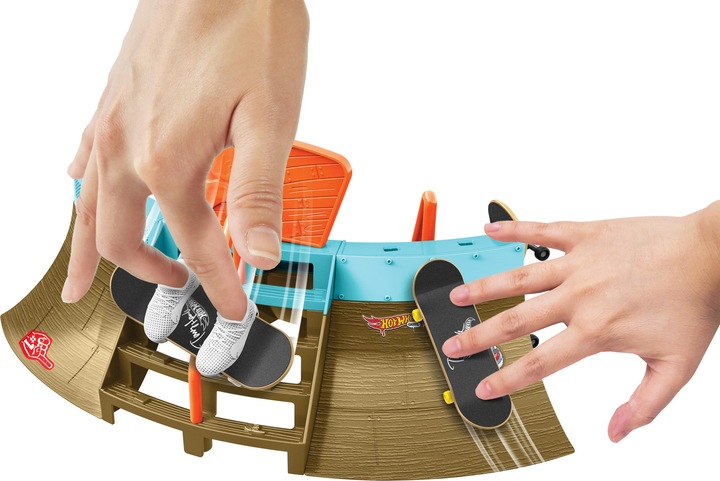 Produktbild Hot Wheels Skate Drop In Skate Set Sortiment