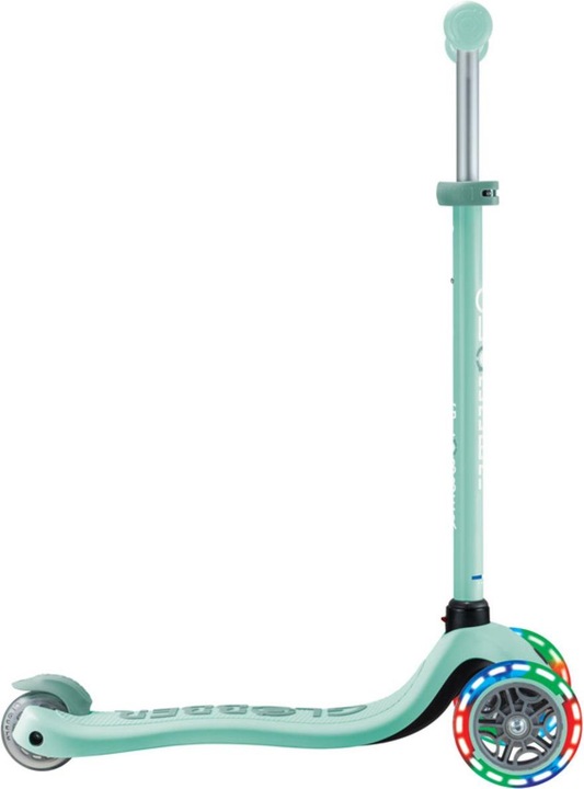 Actual product image Globber / GO UP Sporty s pistachio tricycle